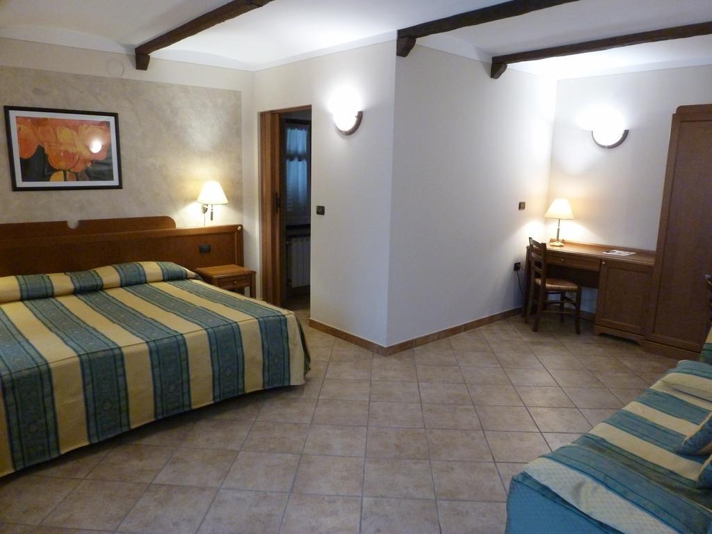 La Cascina Di Villa Due Narzole Zewnętrze zdjęcie