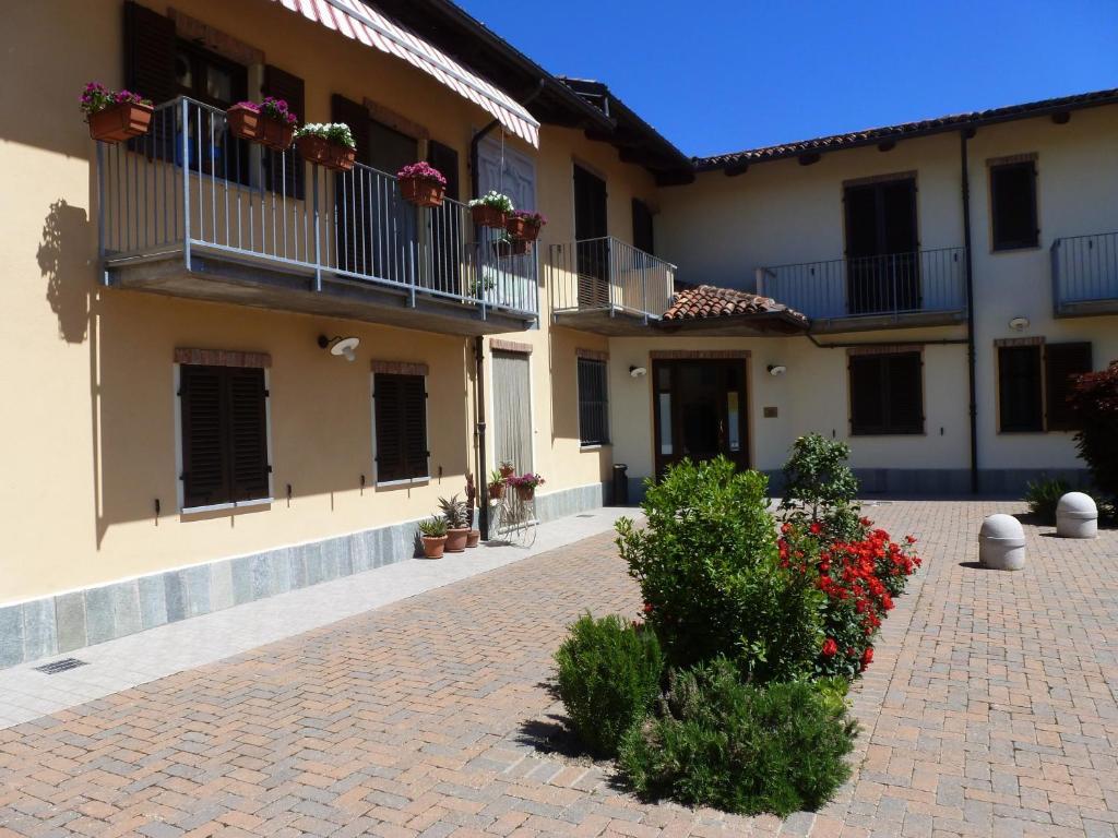 La Cascina Di Villa Due Narzole Zewnętrze zdjęcie